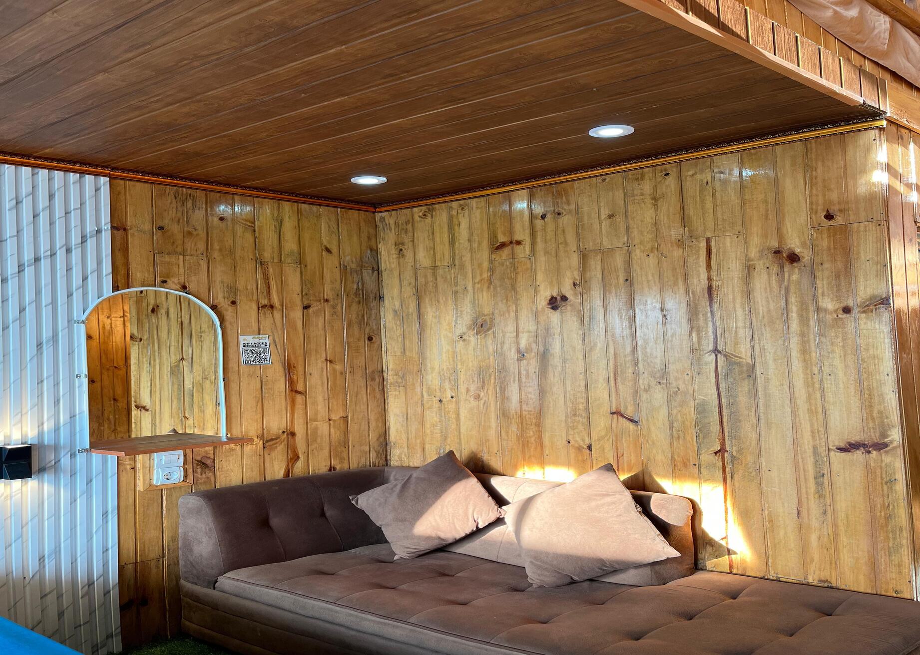 WhatsApp Image 2025-09-28 at 10.09.03 (1)